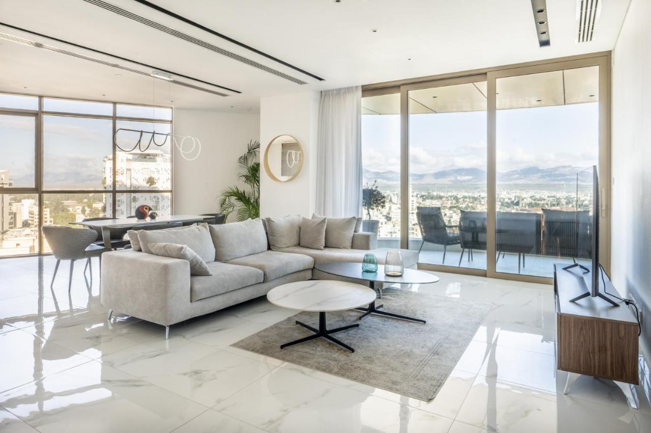 360 Nicosia - Luxury Apartment Panoramic View Екстер'єр фото