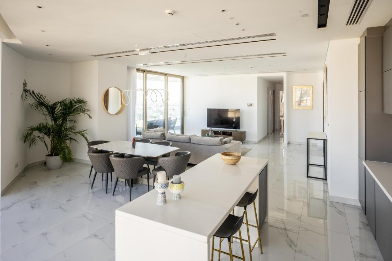 360 Nicosia - Luxury Apartment Panoramic View Екстер'єр фото