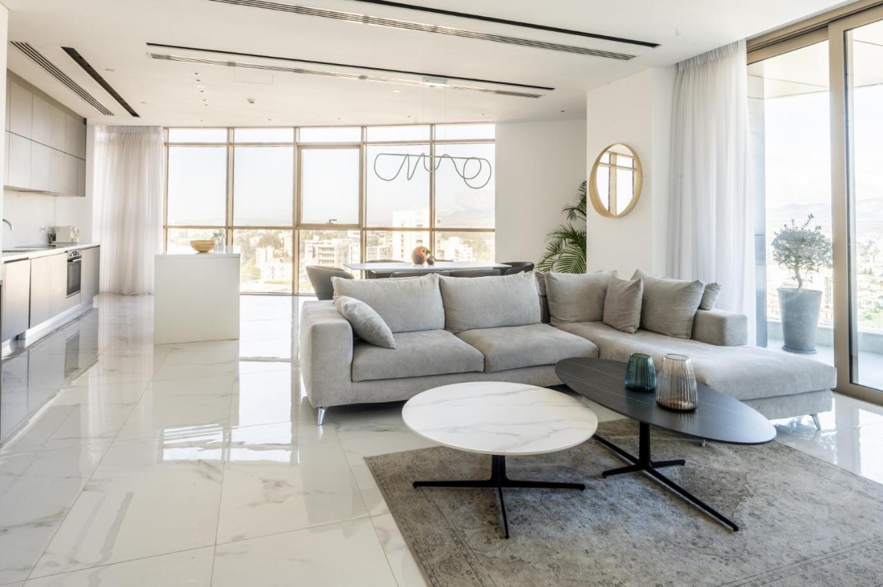 360 Nicosia - Luxury Apartment Panoramic View Екстер'єр фото
